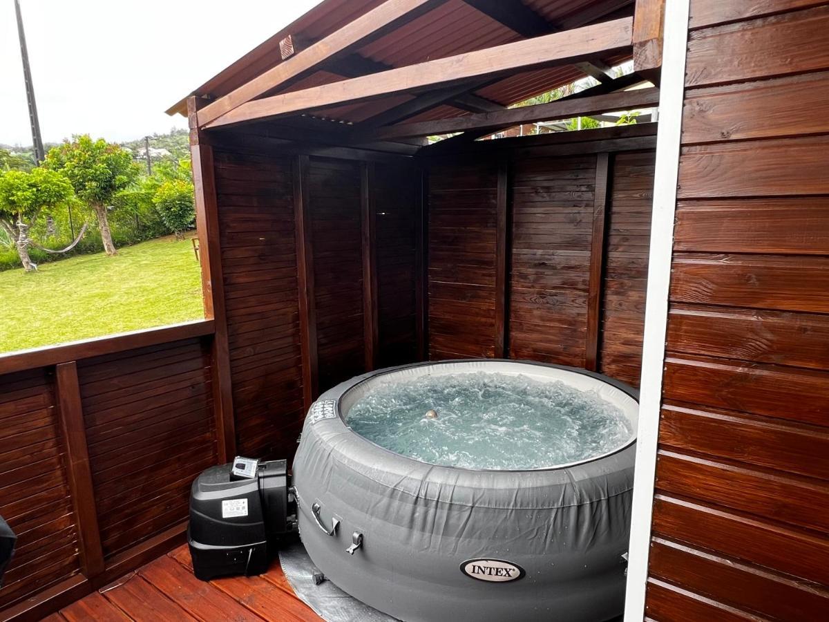 סיינט ג'וזף L'Escapade Creole Jacuzzi Privatif Bungalow Ananas מראה חיצוני תמונה